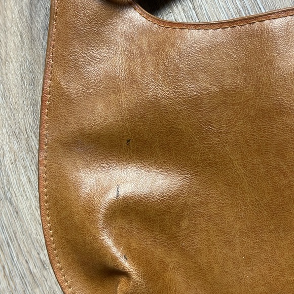 Steve Madden Leather Puka Shell Embellished Shoulder Bag - Picture 11 of 12